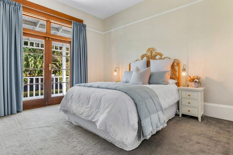 Photo of property in 28 Cleveland Street, Edgeware, Christchurch, 8013