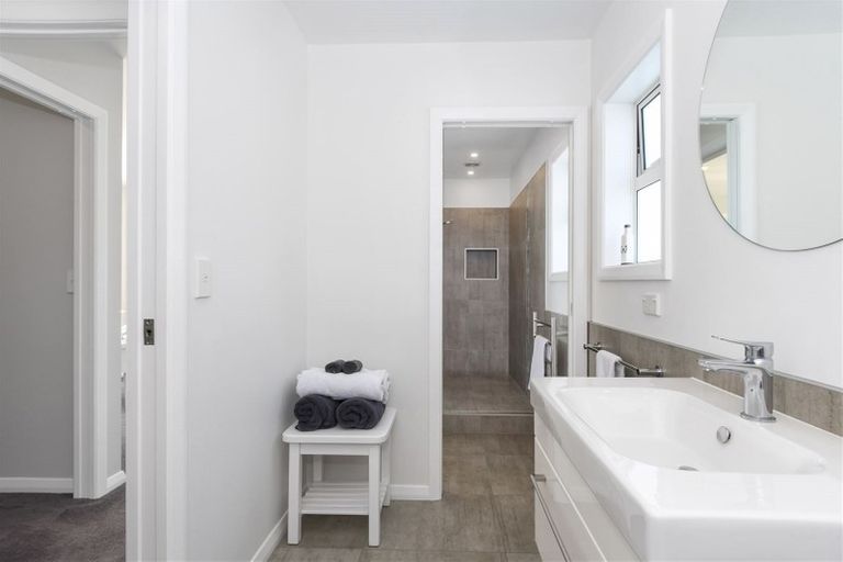 Photo of property in 28a Dickson Road, Papamoa Beach, Papamoa, 3118