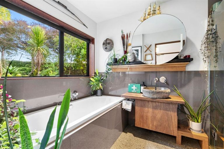 Photo of property in 136 Awa Awa Road, Tasman, Upper Moutere, 7173