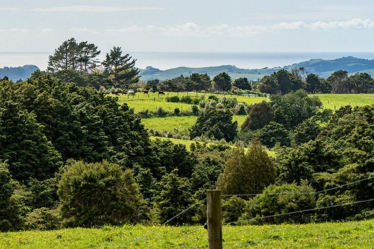 Photo of property in 75 Kohinui Road, Parua Bay, 0192