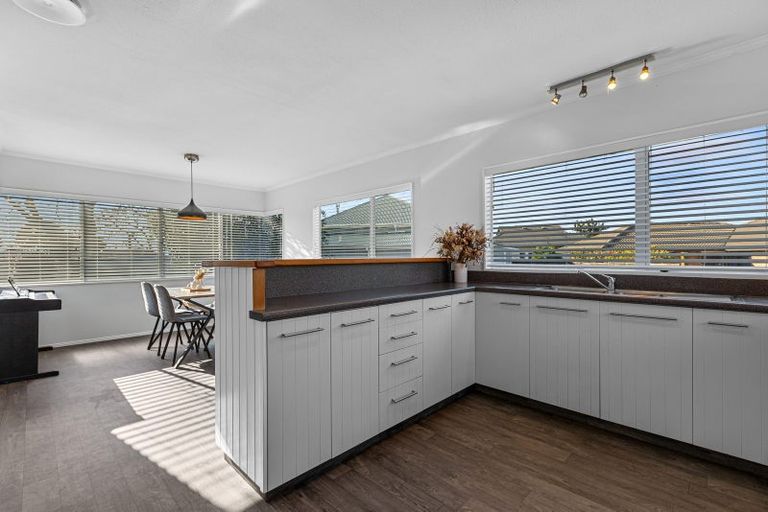 Photo of property in 6 Fairview Place, Te Puke, 3119