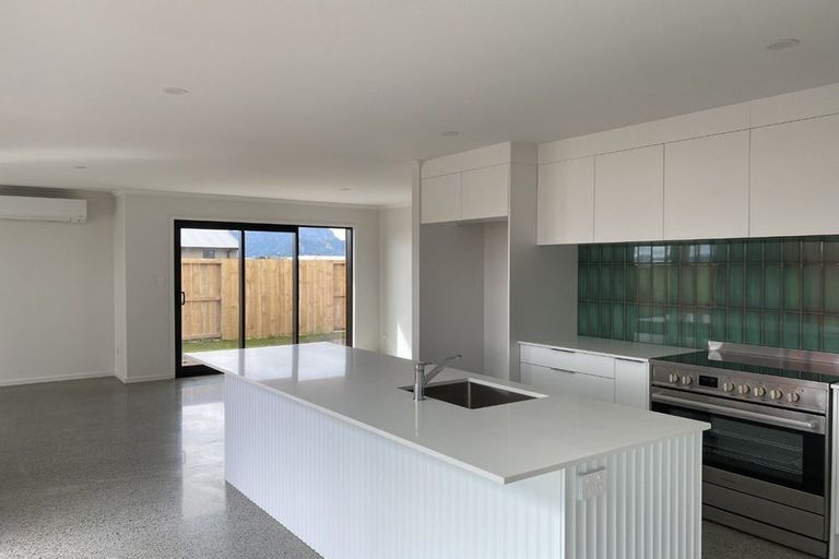 Photo of property in 36 Taurangawaka Road, One Tree Point, 0118