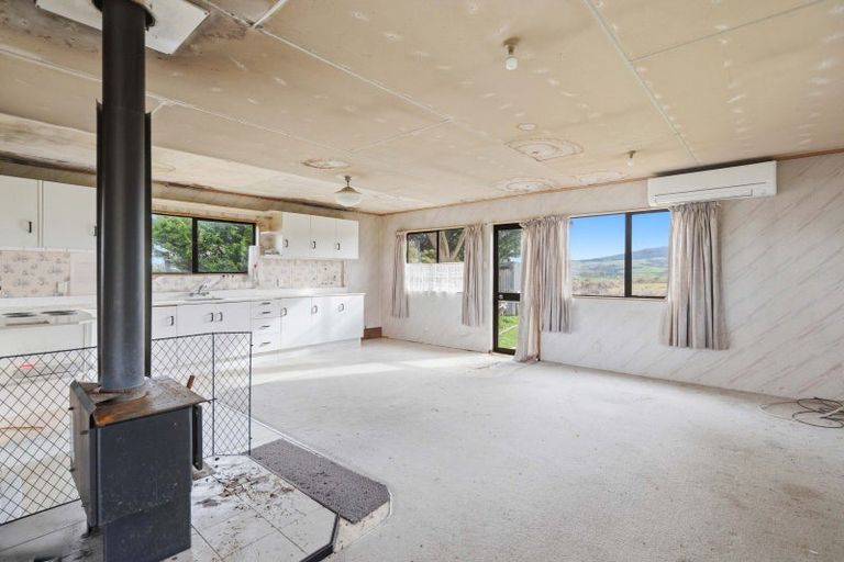 Photo of property in 15 Thomas Road, Orepuki, Riverton, 9881