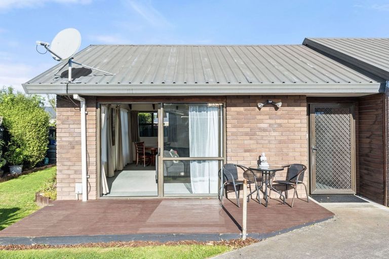 Photo of property in 2/26 Neill Street, Hornby, Christchurch, 8042