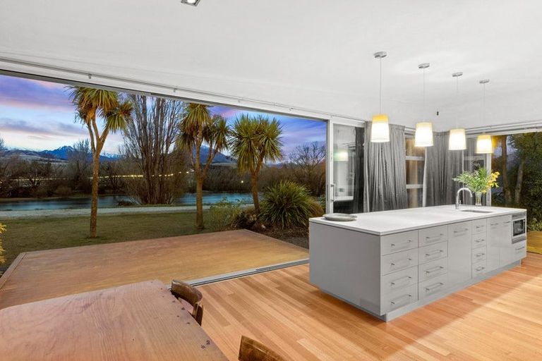 Photo of property in 10 Bridgewater Terrace, Albert Town, Wanaka, 9305