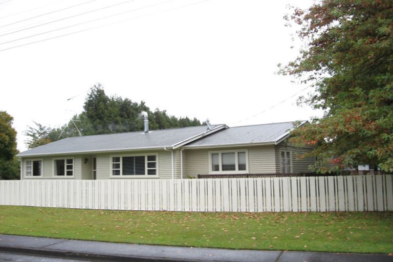 Photo of property in 9 Dumfries Road, Tokoroa, 3420