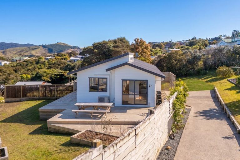 Photo of property in 9 Christa Court, Whitianga, 3510