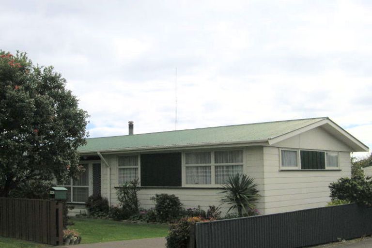 Photo of property in 642 Maunganui Road, Mount Maunganui, 3116