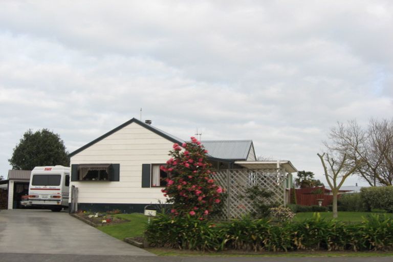 Photo of property in 37 Walton Way, Flaxmere, Hastings, 4120
