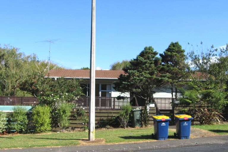 Photo of property in 8 Awaruku Road, Torbay, Auckland, 0630