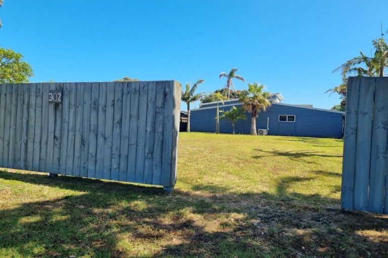 Photo of property in 302 Kenwood Drive, Matarangi, Whitianga, 3592