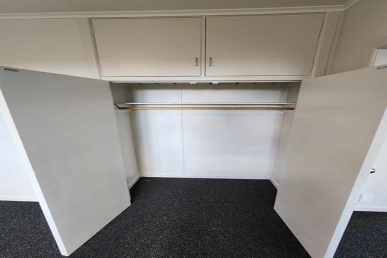 Photo of property in 27b West Coast Road, Glen Eden, Auckland, 0602