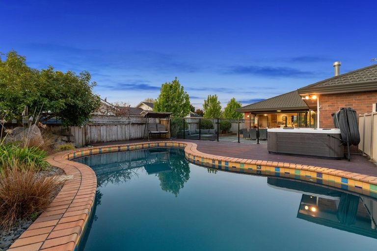 Photo of property in 4 Farnah Green, Flagstaff, Hamilton, 3210