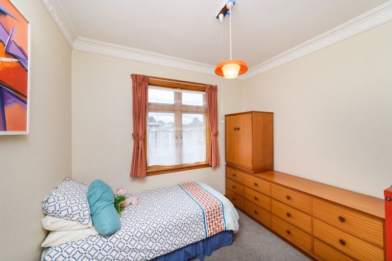 Photo of property in 35 Stewart Crescent, Hokowhitu, Palmerston North, 4410