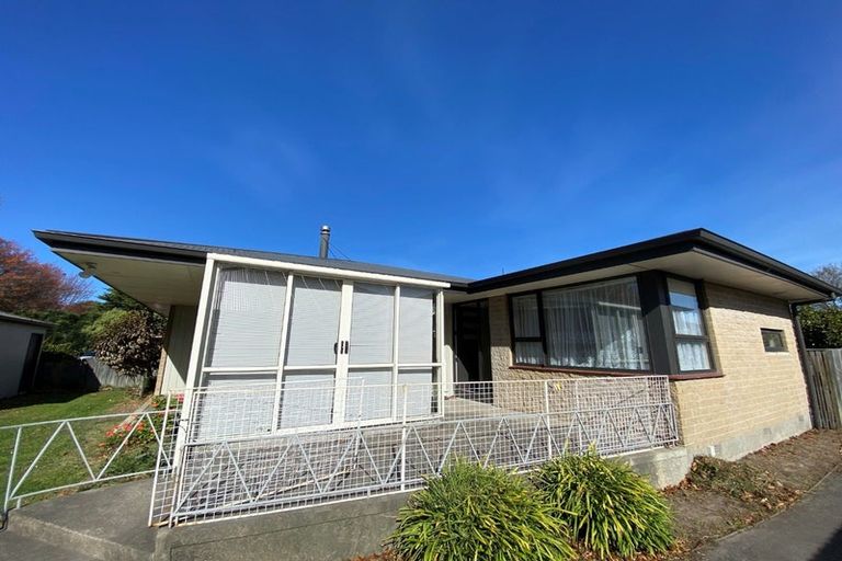 Photo of property in 1/199 Memorial Avenue, Burnside, Christchurch, 8053