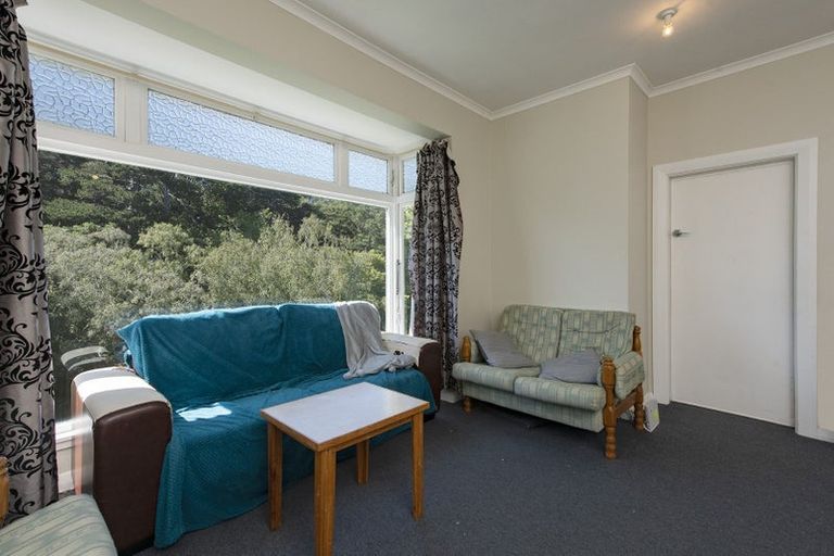 Photo of property in 82 Glenmore Street, Northland, Wellington, 6012