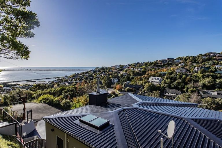 Photo of property in 103 Mount Pleasant Road, Mount Pleasant, Christchurch, 8081