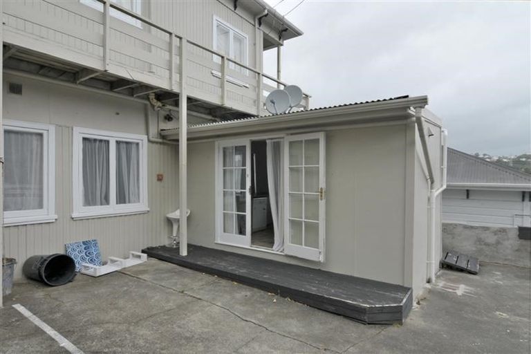 Photo of property in 5/60 Fairlie Terrace, Kelburn, Wellington, 6021