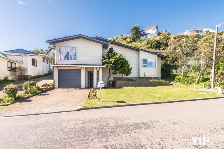 Photo of property in 7a Tralee Place, Johnsonville, Wellington, 6037