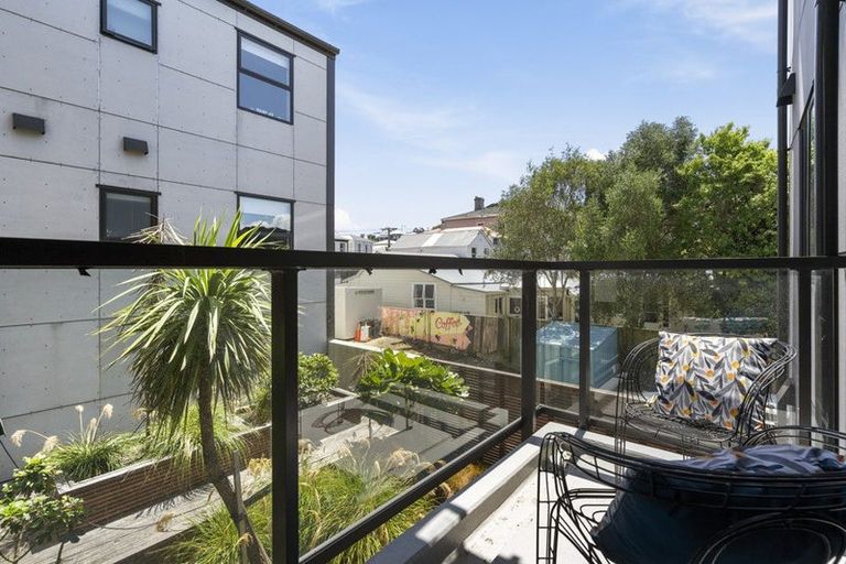 Photo of property in Detroit Apartments, 201/181 Tasman Street, Mount Cook, Wellington, 6021