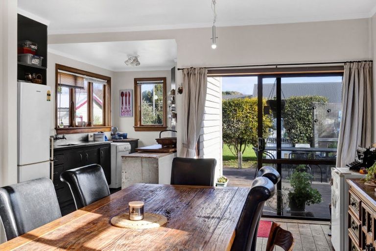 Photo of property in 1 Campbell Street, Hawera, 4610