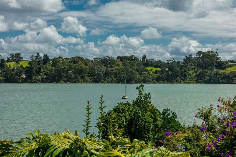 Photo of property in 24 Pohutukawa Road, Whenuapai, Auckland, 0618