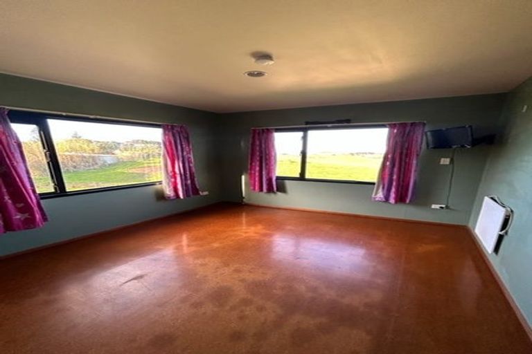 Photo of property in 106 Rehutai Road, Baylys Beach, Dargaville, 0377