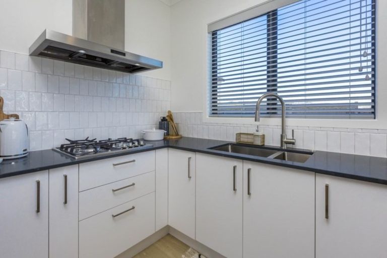 Photo of property in 7 Hopkirk Avenue, Wallaceville, Upper Hutt, 5018