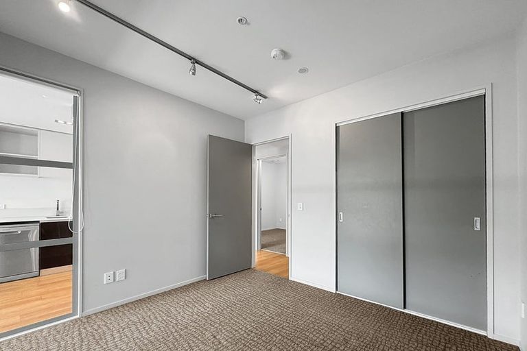 Photo of property in Masina Apartments, 204/80 Riddiford Street, Newtown, Wellington, 6021