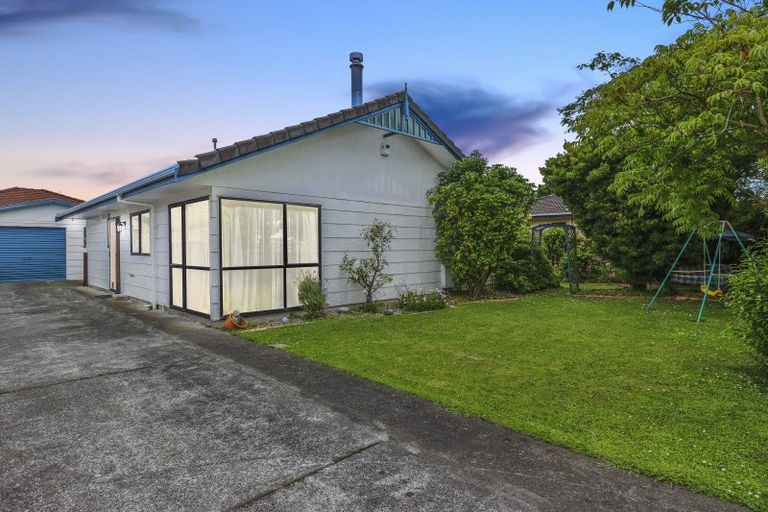 Photo of property in 72 Geraldine Crescent, Cloverlea, Palmerston North, 4412