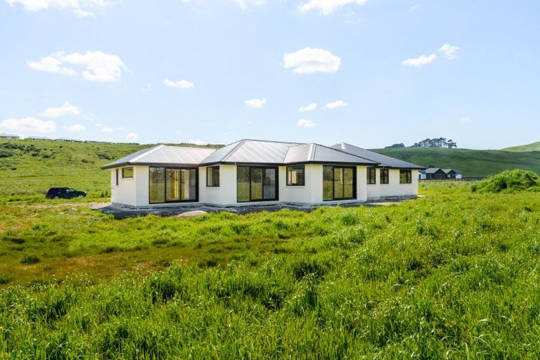 Photo of property in 270 Valley Views, Fitzherbert, Palmerston North, 4472