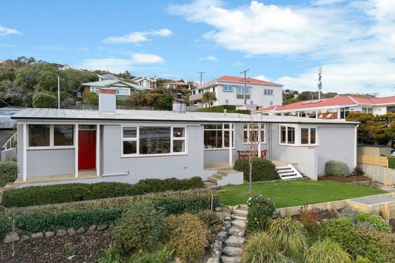 Photo of property in 17 Jeffery Street, Andersons Bay, Dunedin, 9013