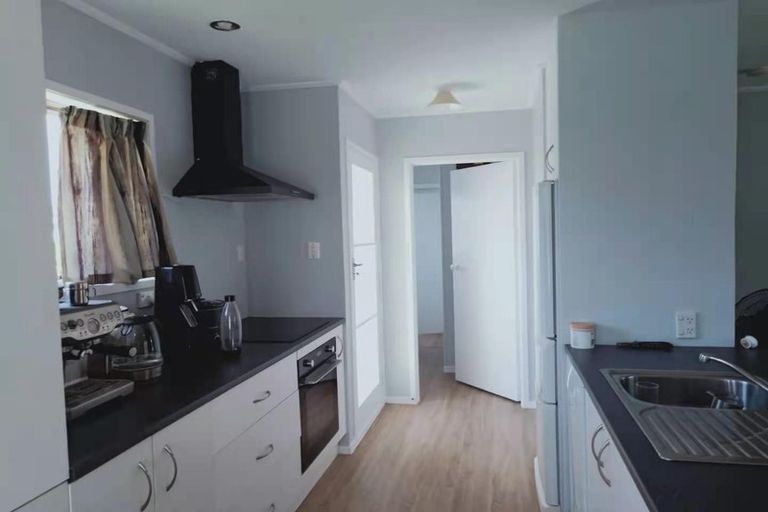 Photo of property in 1/33 Bellringer Road, Massey, Auckland, 0614