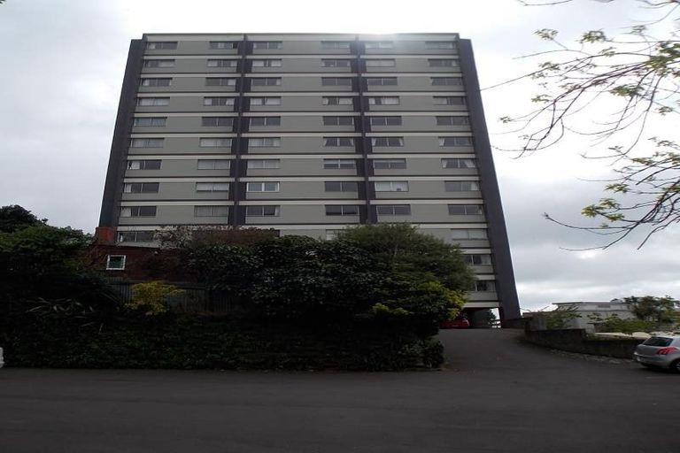 Photo of property in Mansfield Towers, 1 Grant Road, Thorndon, Wellington, 6011