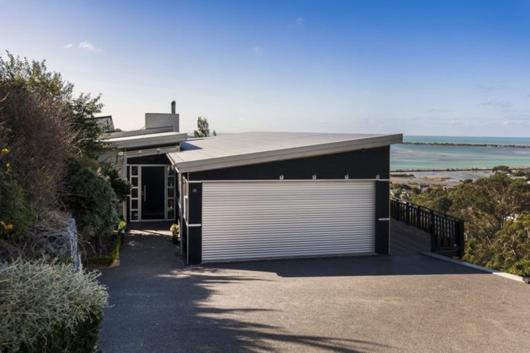 Photo of property in 101 Mount Pleasant Road, Mount Pleasant, Christchurch, 8081