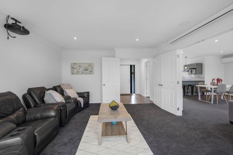 Photo of property in 15 Macartney Avenue, Halswell, Christchurch, 8025