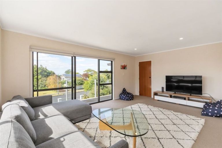 Photo of property in 19 Palmyra Way, Half Moon Bay, Auckland, 2012