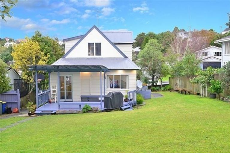 Photo of property in 7 Tacitus Place, Totara Vale, Auckland, 0629
