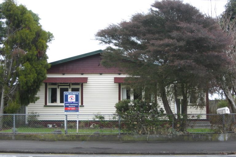 Photo of property in 204 Carrington Street, Vogeltown, New Plymouth, 4310