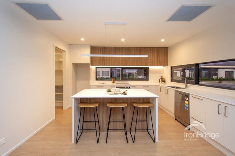 Photo of property in 8 Glendore Drive, Halswell, Christchurch, 8025