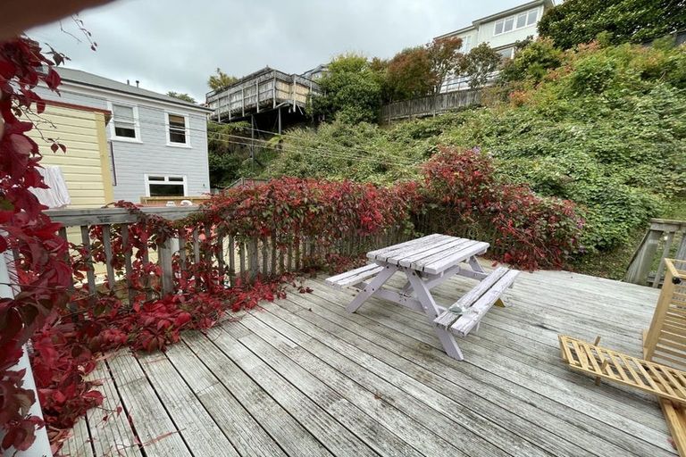 Photo of property in 16a Clifton Terrace, Kelburn, Wellington, 6012