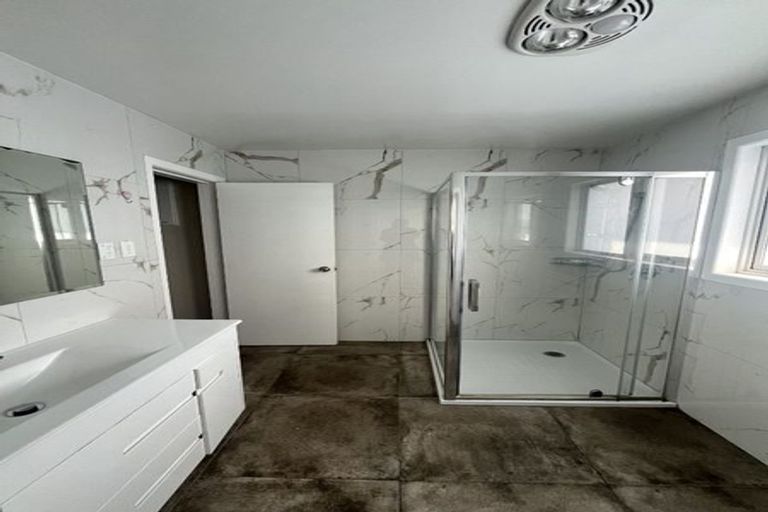 Photo of property in 6 Willis Road, Papakura, 2110