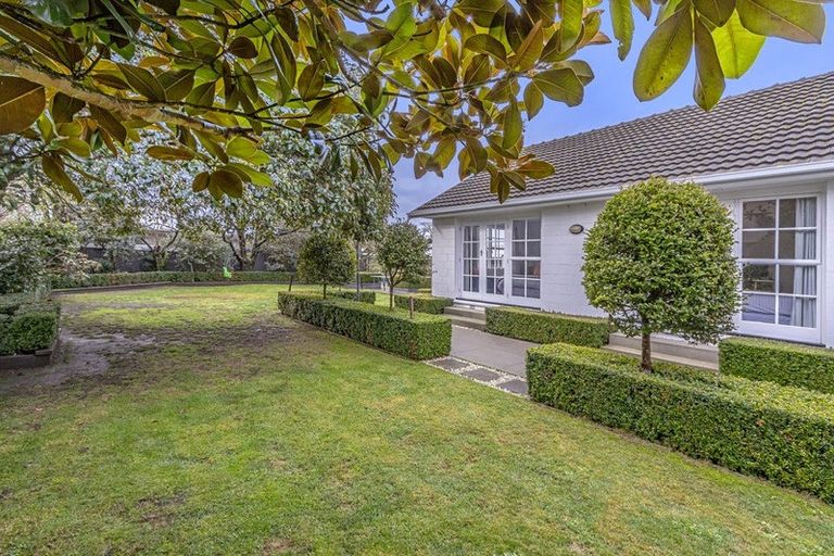 Photo of property in 17a Dinton Street, Russley, Christchurch, 8042