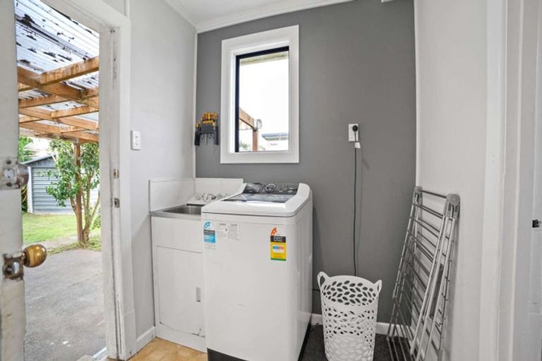 Photo of property in 16 Tolerton Avenue, Elgin, Gisborne, 4010