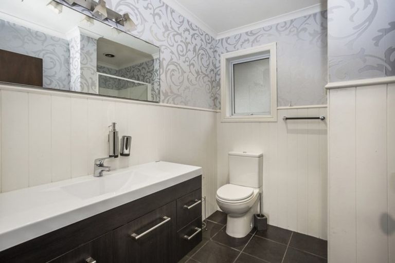 Photo of property in 37 Harvey Street, Grasmere, Invercargill, 9810