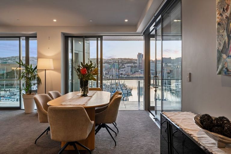 Photo of property in Clyde Quay Wharf, 3b/1 Clyde Quay Wharf, Te Aro, Wellington, 6011