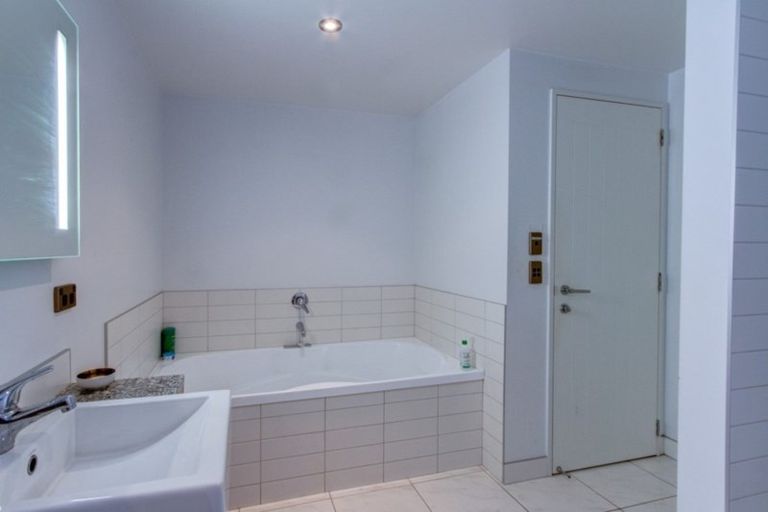 Photo of property in 10/144 Anderson Road, Wanaka, 9305