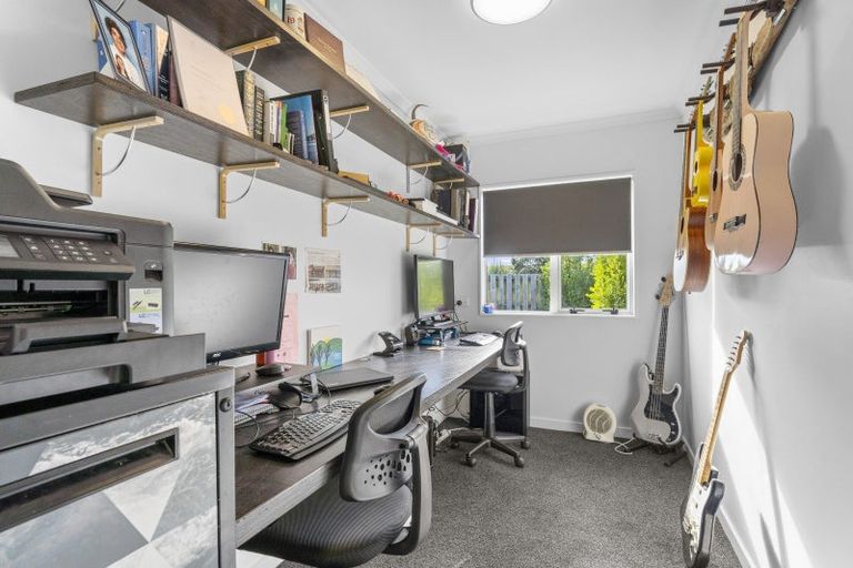 Photo of property in 11 Te Harawira Street, Otaki, 5512