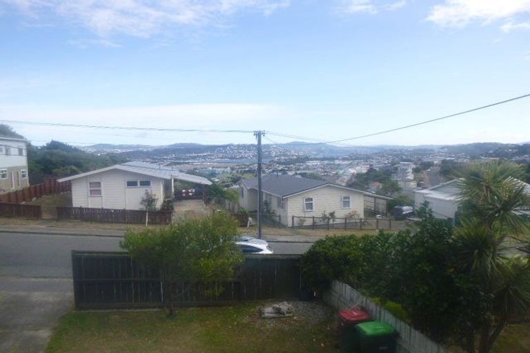 Photo of property in 33 Ahuriri Street, Strathmore Park, Wellington, 6022