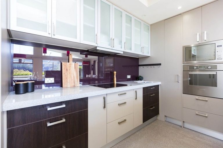 Photo of property in 6 Frankie Stevens Place, Riverstone Terraces, Upper Hutt, 5018